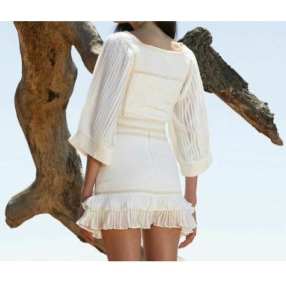 The Jetset Diaries TJD Sonnet Crop Top Ivory - Picture 5 of 7